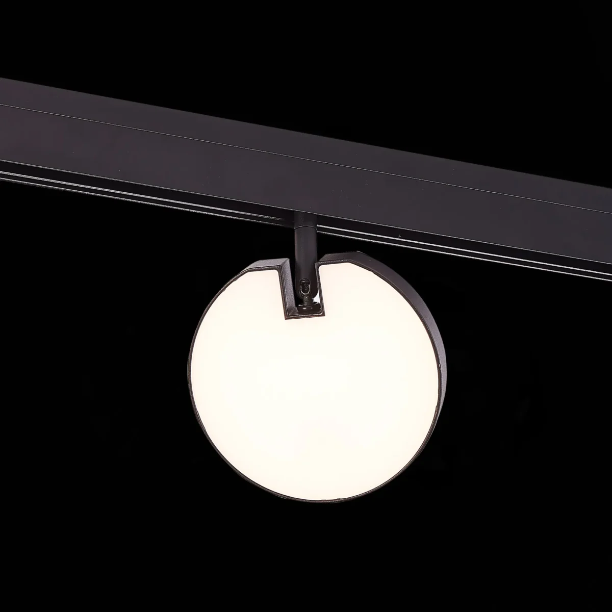 ST359.446.15_01B ST359.446.15 Магнитный трековый светильник Черный LED 1*15W 4000K 760Lm Ra>80 120° IP20 L150xW28xH21 SKYLINE 48 — изображение 1