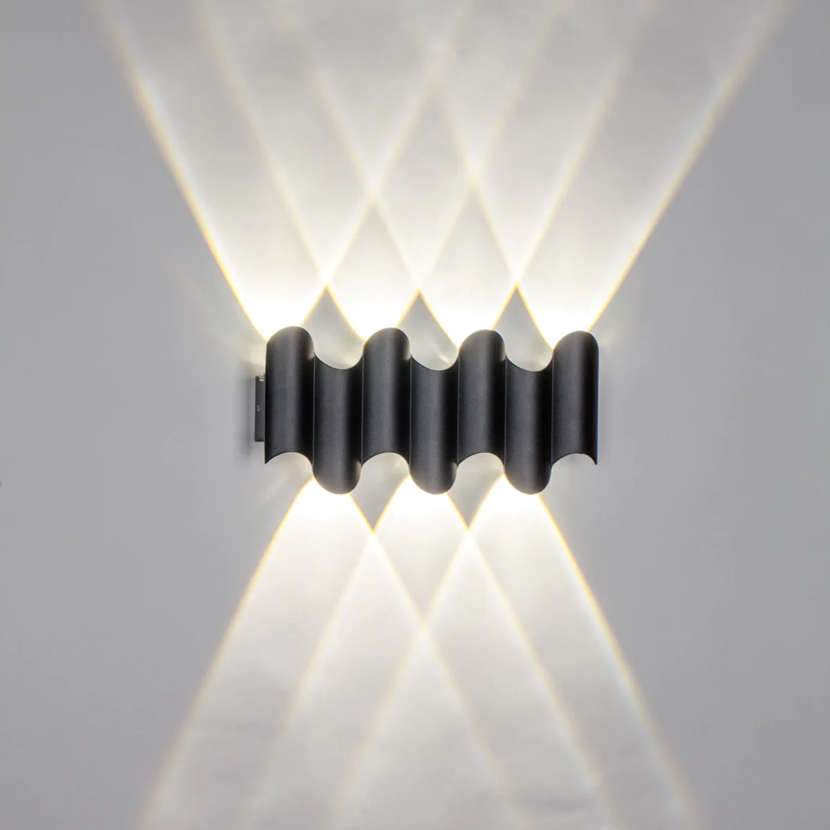 341747 Светильник BOSSO 7х1W LED 770LM G ЧЕРНЫЙ 4000K IP65 — изображение 4