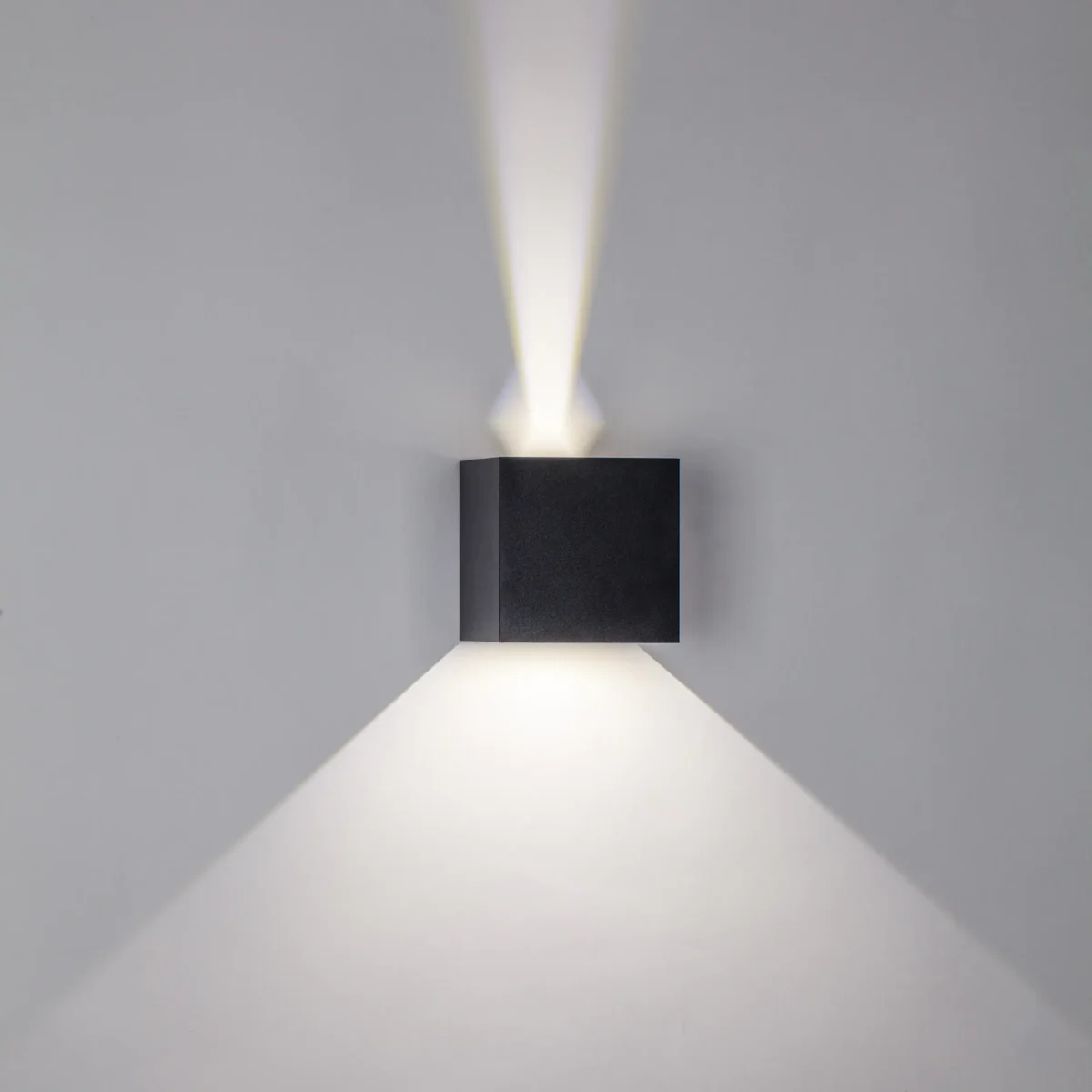 340537 Светильник DALLA 2х10W LED 2200LM G ЧЕРНЫЙ 4000K IP65 — изображение 6