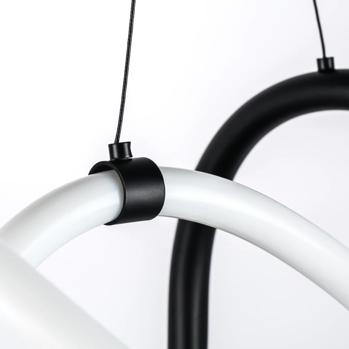 637067 Люстра CORINTO 30W LED 2530LM ЧЕРНЫЙ 3000K IP20 — изображение 3