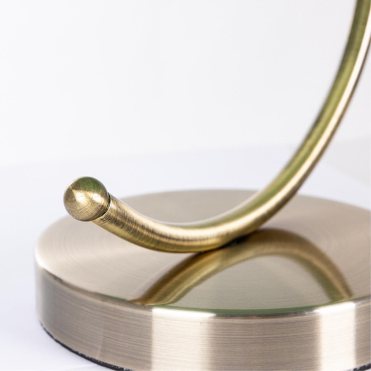 A5040LT-1AB СВЕТИЛЬНИК НАСТОЛЬНЫЙ — изображение 4