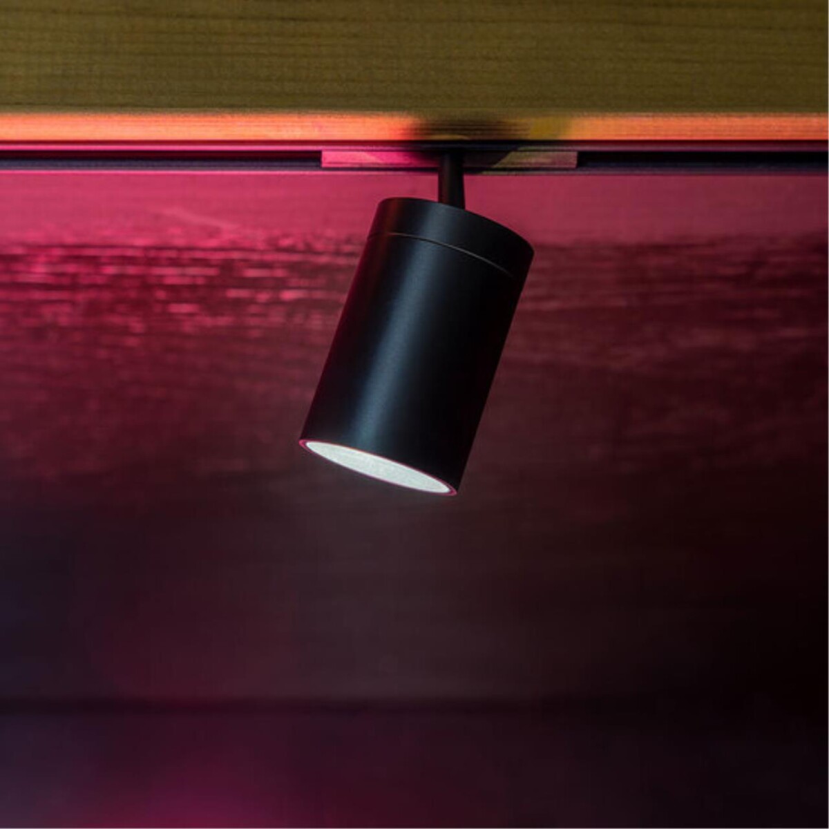 A622106 ШИНОПРОВОД НАКЛАДНОЙ (ТРЕК) 2M PRESTO черный — изображение 4