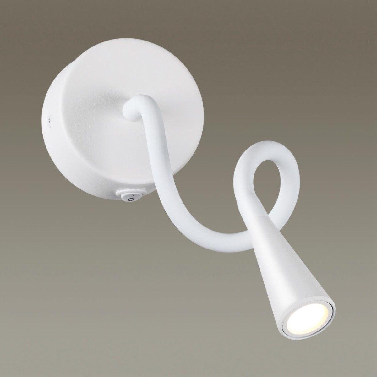 4255/3WL HIGHTECH ODL21 475 белый/металл Настен.светильник выкл на базе IP20 LED 3W 270Лм 3000K ODDS — изображение 4