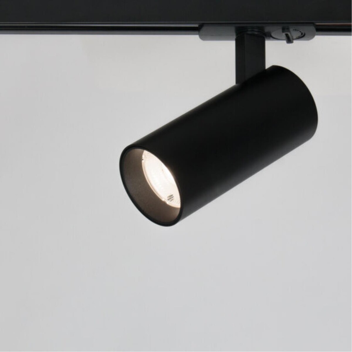 A1936PL-1BK СВЕТИЛЬНИК ПОТОЛОЧНЫЙ BENE 220В 15Вт 1300Лм 3000К 90+ 36° — изображение 2