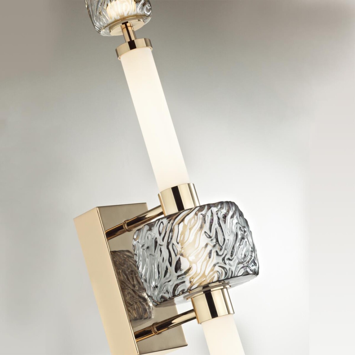 5426/28WL L-VISION ODL_EX24 000 золотой/белый/дымчатый/коньячный/металл/стекло/акрил Бра LED 28W 3000K KLIFF — изображение 5