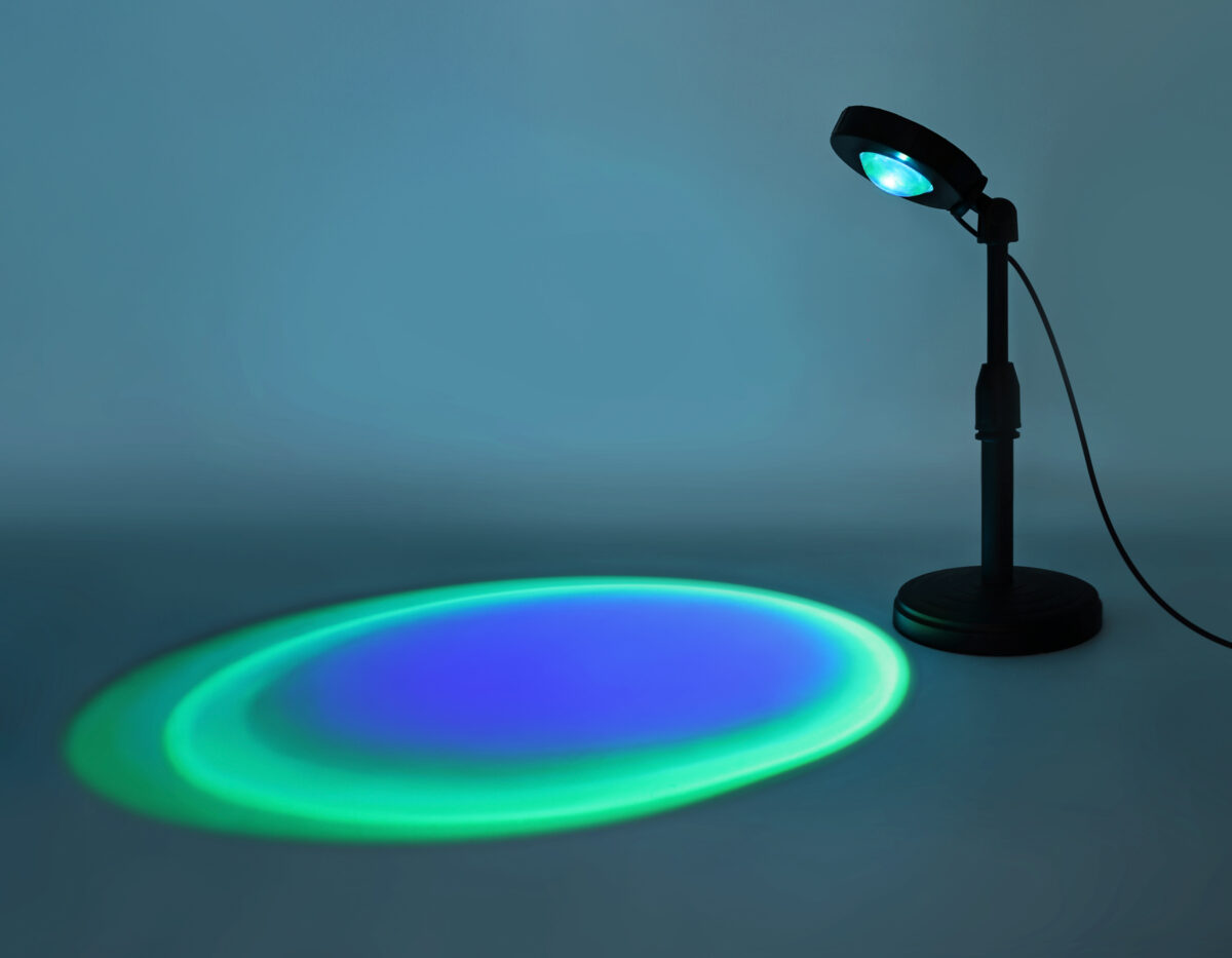 DE8385 BK черный LED RGB 3W (ПДУ RGB) — изображение 8