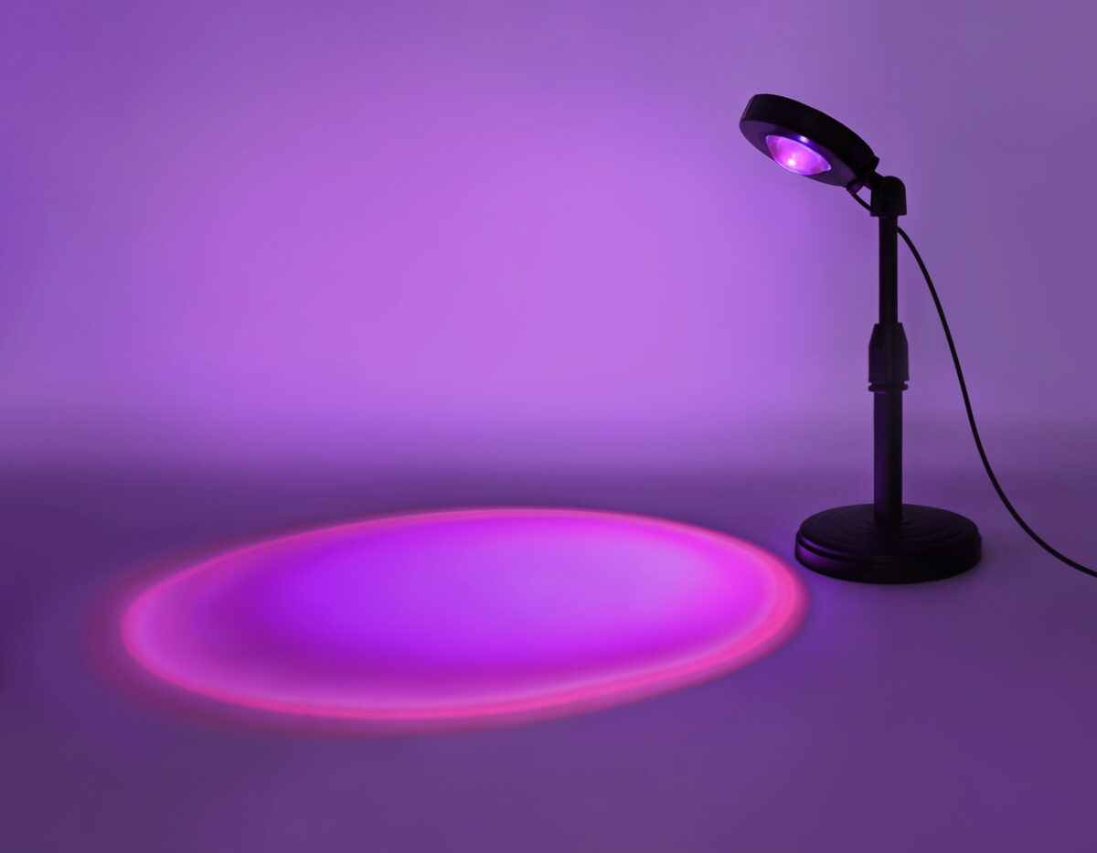 DE8385 BK черный LED RGB 3W (ПДУ RGB) — изображение 10