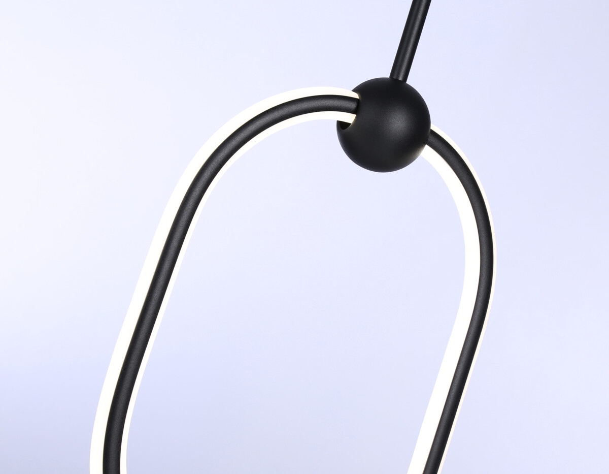 FL10577_macro1 FL10577 BK черный 3000K/4200K/6400K 56W 230*16*1000 (ПДУ ИК) — изображение 1