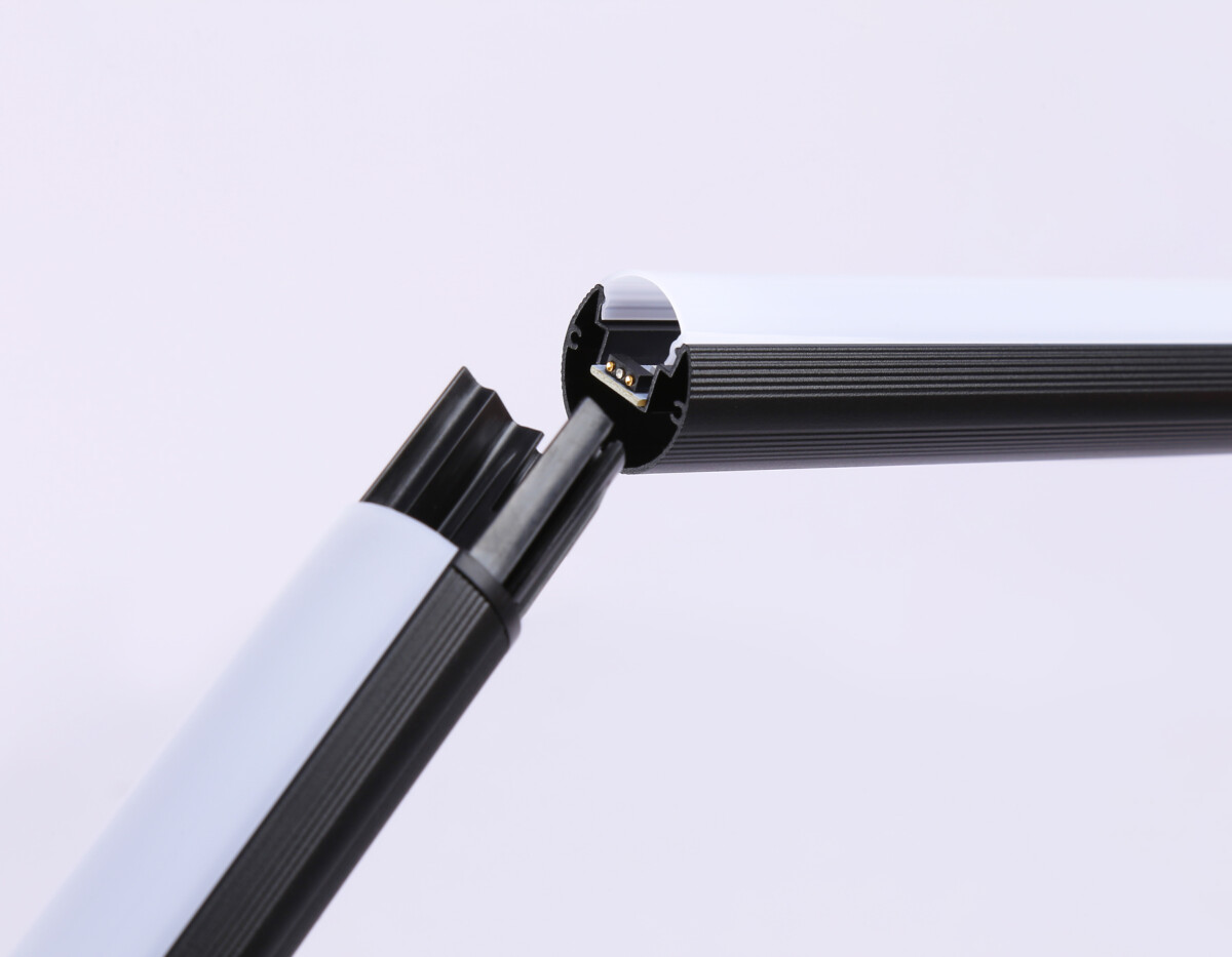 FL8027 BK черный LED 20W RGB D32*1650 (ПДУ РАДИО 2.4G) — изображение 3