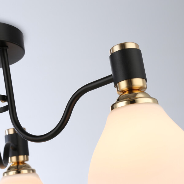 TR303303/3 BK/GD/FR черный/золото/белый матовый E27*3 max 60W D600*270