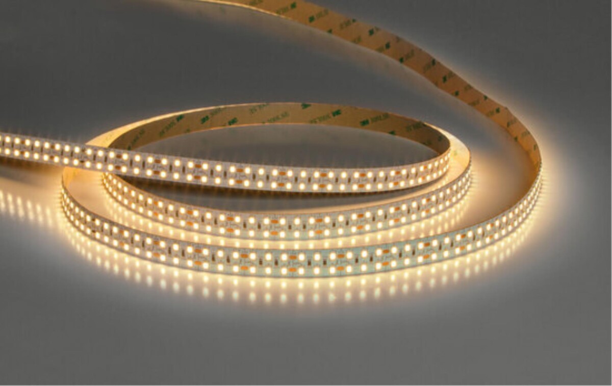 A2424015-01-3K Светодиодная лента 24В 20Вт/м 2200Лм/м 3000К 90+ 15мм SMD2835 240шт/м 5м IP20 — изображение 4