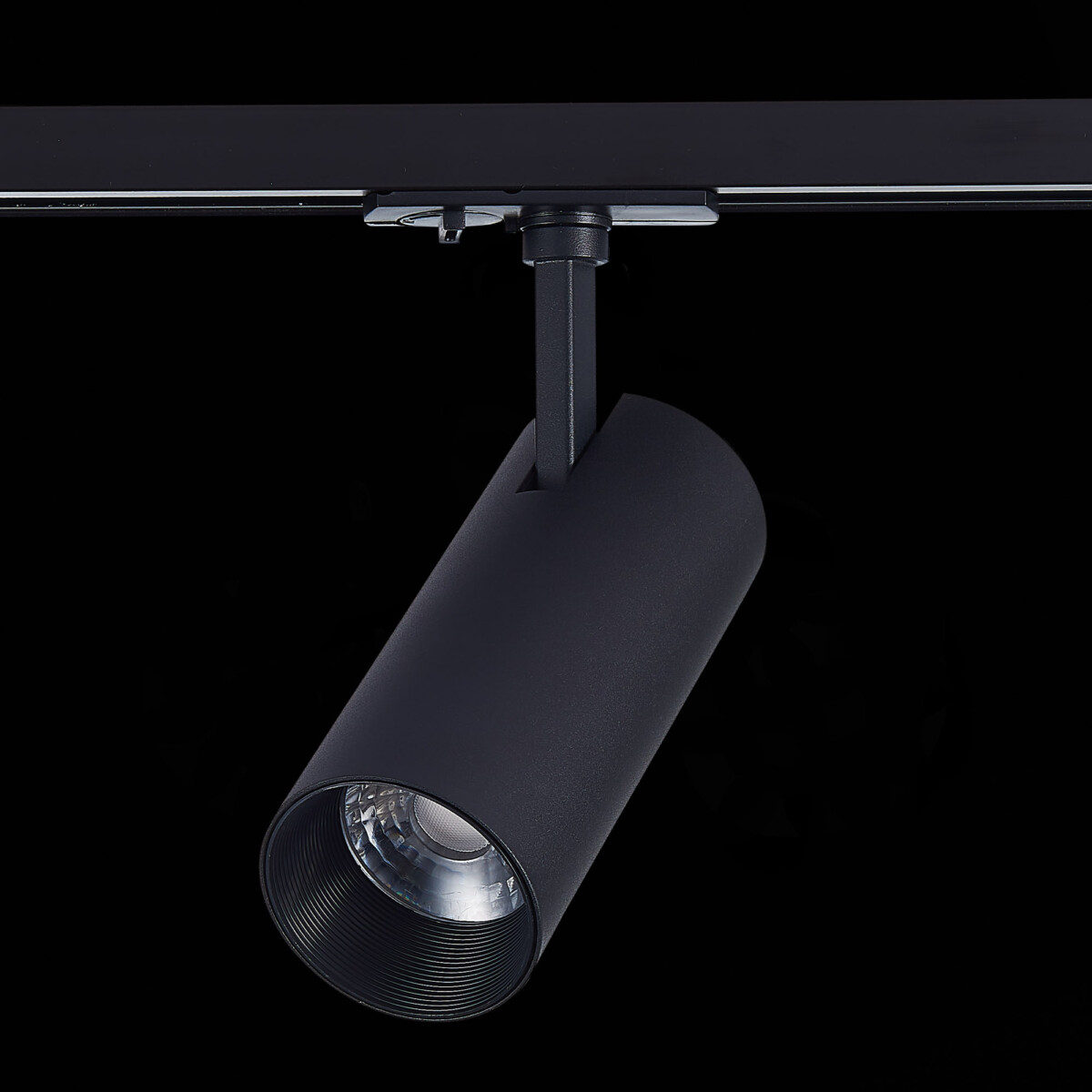 ST350.446.20.36 Св-к трек. Черный LED 1*20W 4000K 1 800Lm Ra?90 36° IP20 L158xW65xH193 100-240V BASE — изображение 4