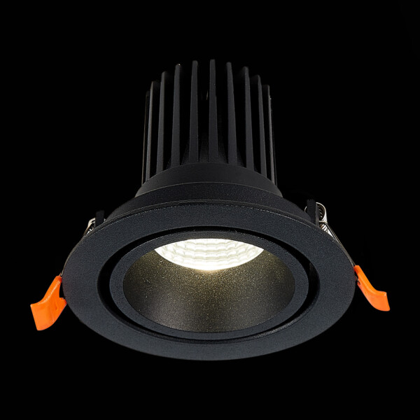 ST705.438.10 Св-к встр. Черный LED 1*10W 3000K 750Lm Ra>90 38° IP20 D102xH85 170-240V Встраиваемые светильники