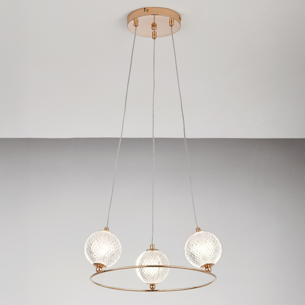 в наличии 737033 Люстра ACRILE G9 3х6W(led) G9 ЗОЛОТО - купить в интернет-магазине Светильники Торг