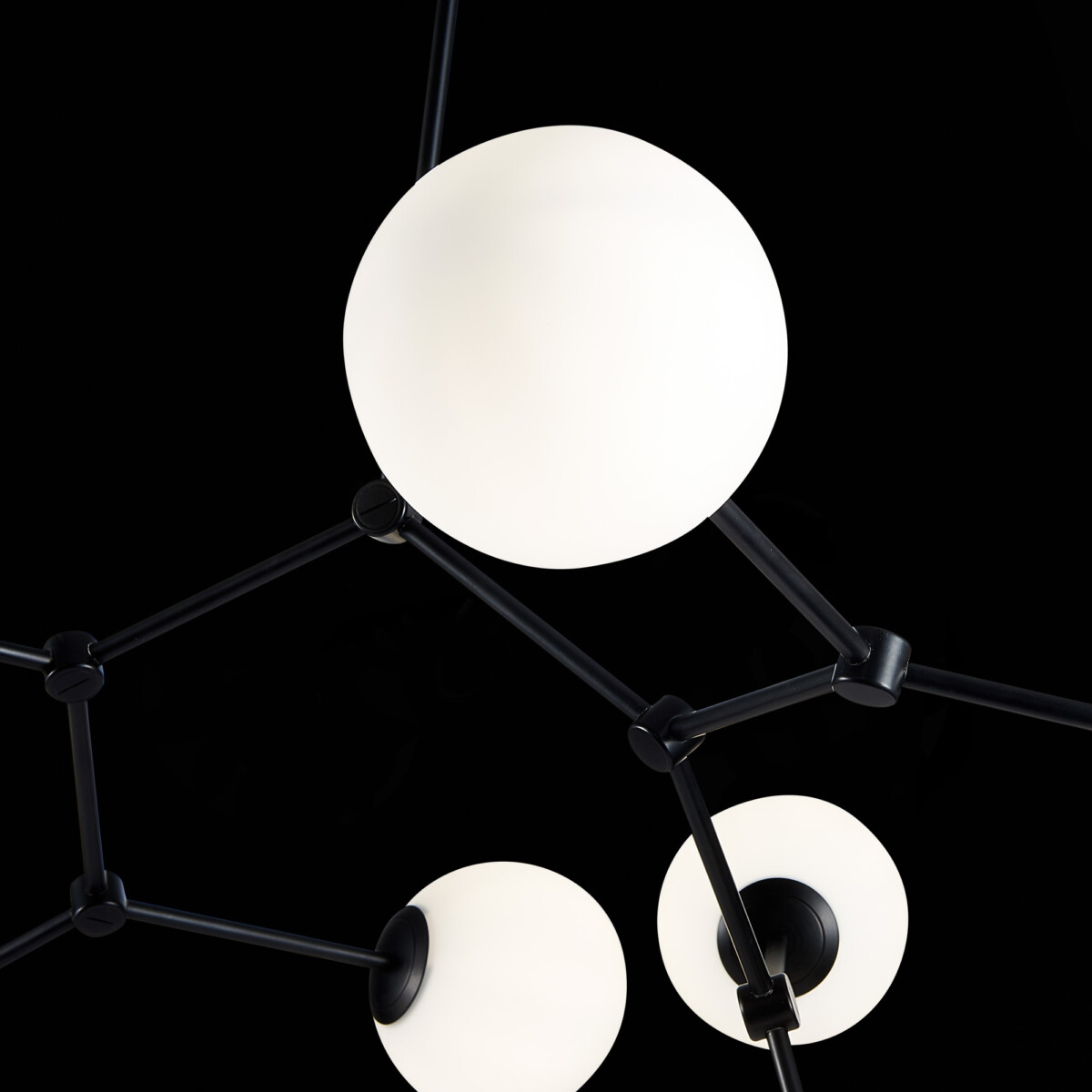 SL1506.403.08 Люстра подвесная ST-Luce Черный/Белый E14 8*40W CHIETI — изображение 7