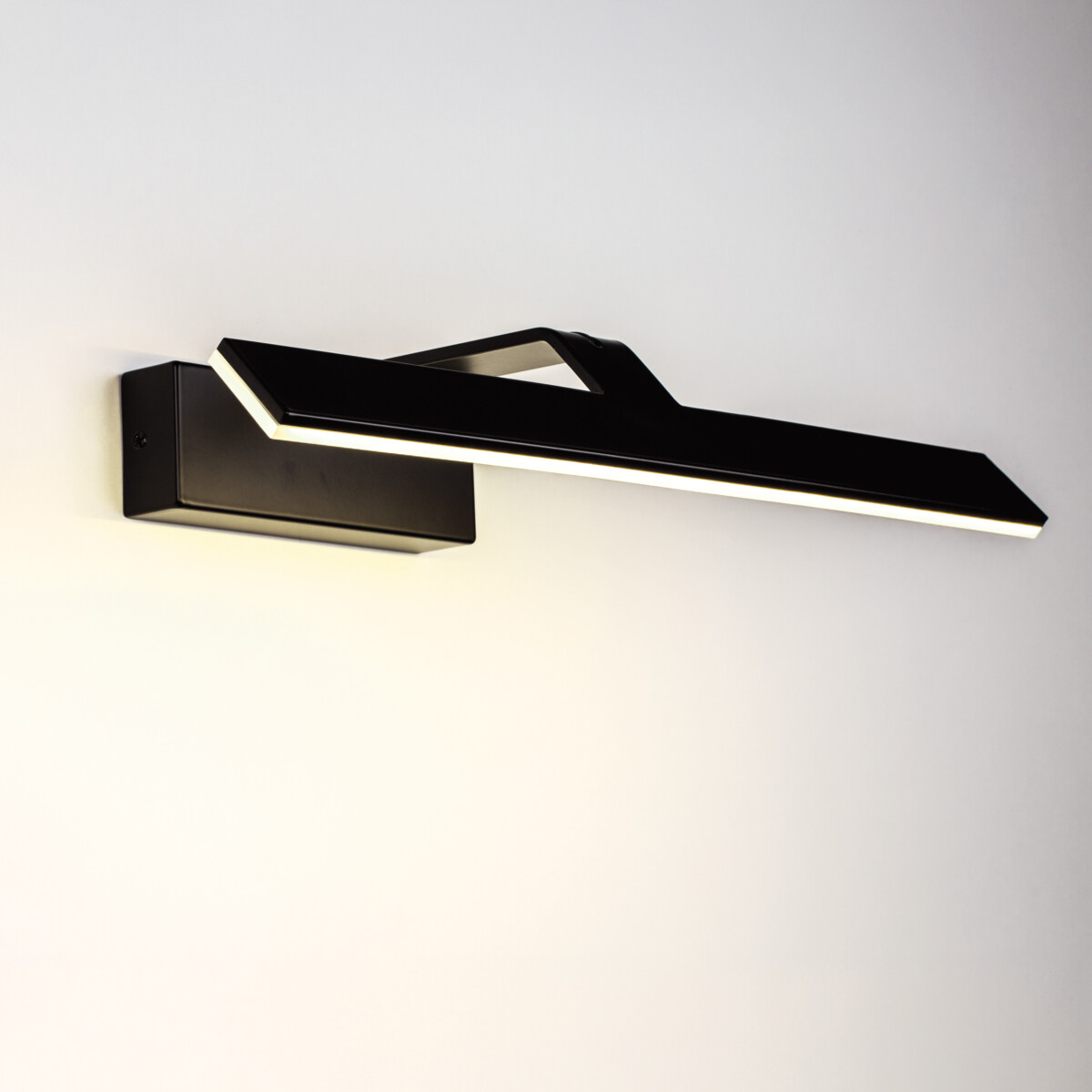 в наличии 808687-4 Бра MURO SPEC LED 10W 930LM ЧЕРНЫЙ 4000K IP20 - купить в интернет-магазине Светильники Торг