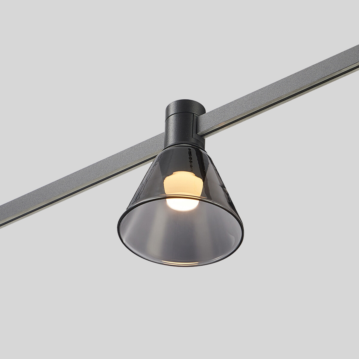 ST814.406.03 Магнитный трековый светильник FARM Черный LED 1*3W 3000K 78Lm Ra90 120 IP20 D90xH102 24 FARM — изображение 2