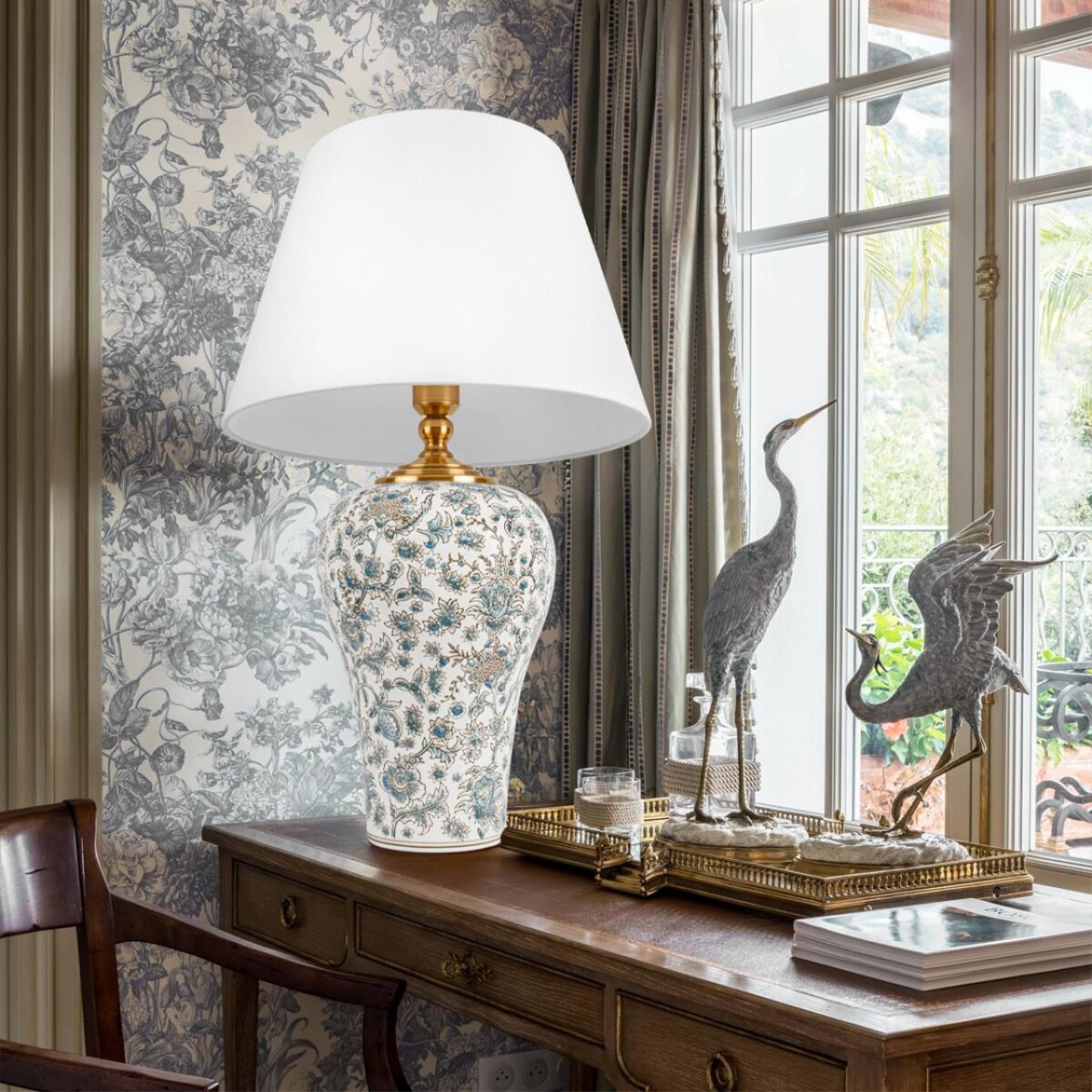 в наличии 10385T/C Настольная лампа LOFT IT Agapanthus - купить в интернет-магазине Светильники Торг