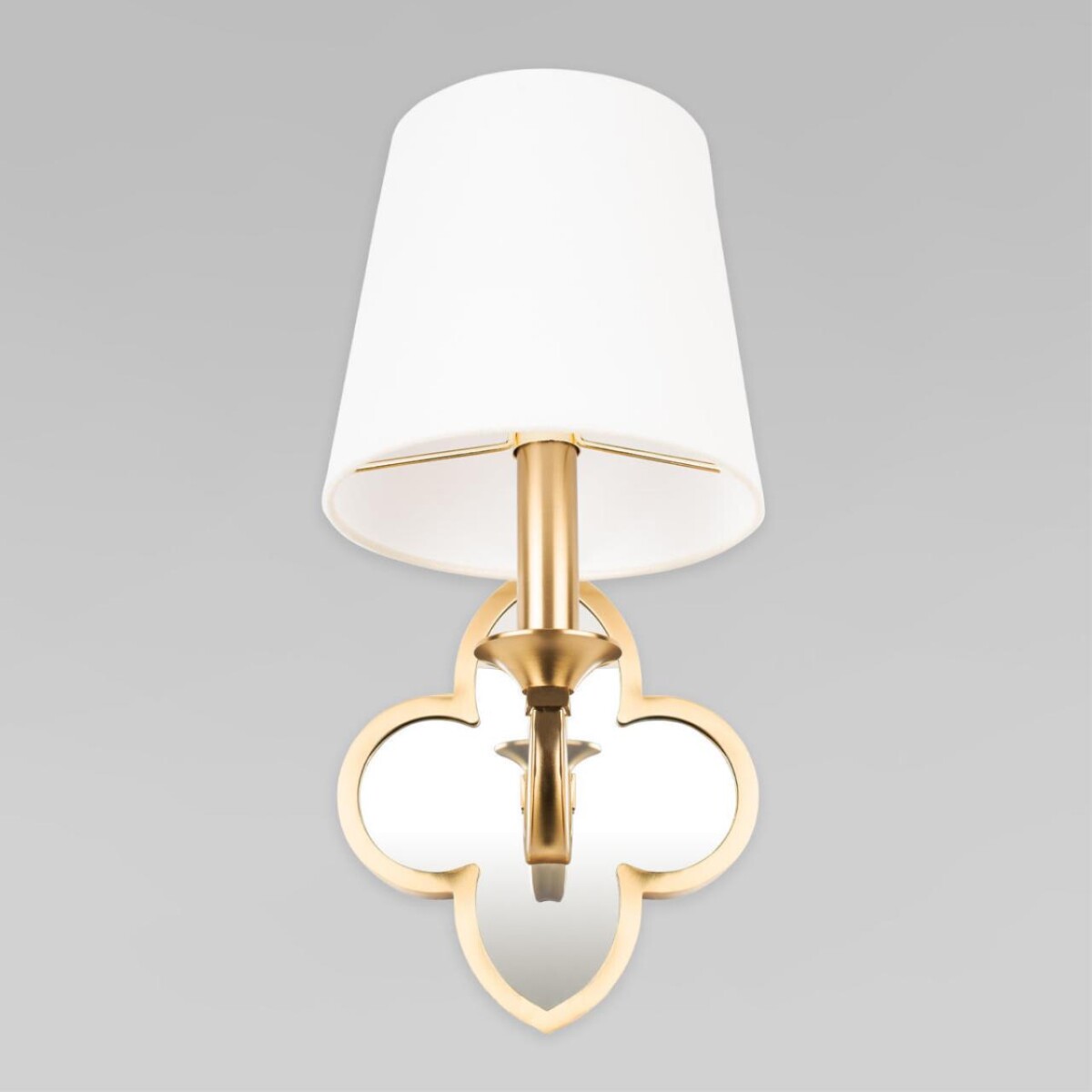 в наличии 10303W Brass Настенный светильник LOFT IT Silence - купить в интернет-магазине Светильники Торг