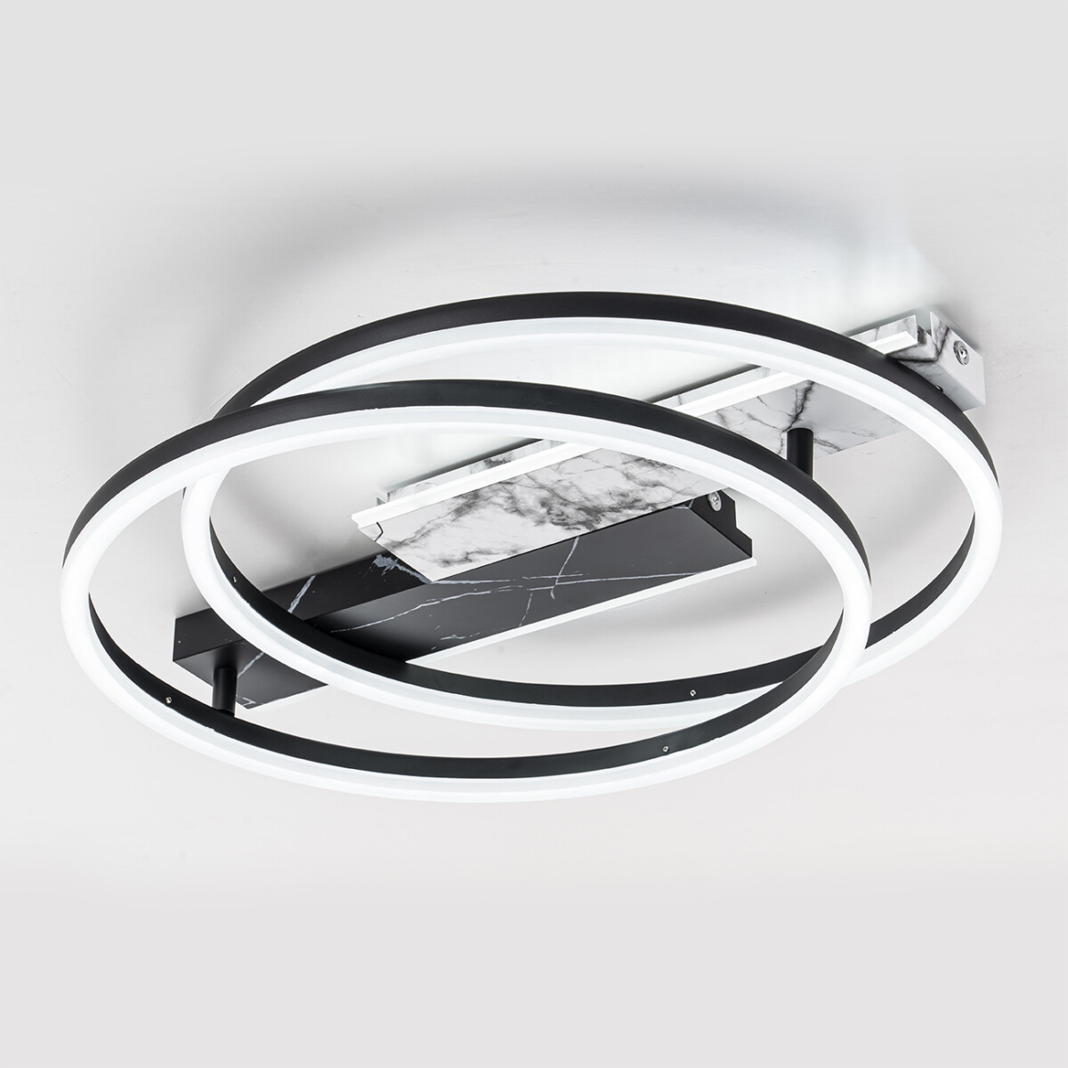 Escada 10252/2 LED*90W Black/White marble — изображение 3