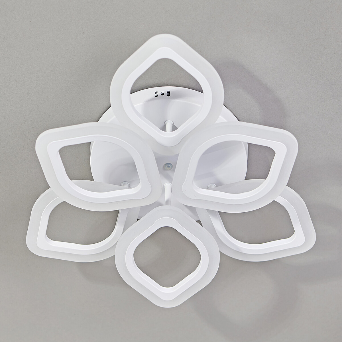 Escada 10212/6 LED*84W White — изображение 2