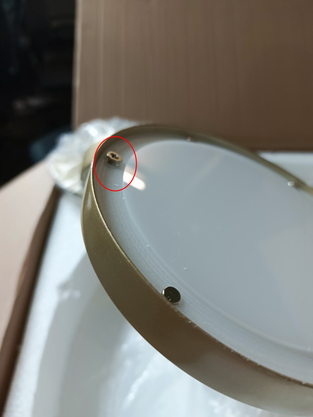 utsenka-SL6508.203.01 Светильник подвесной ST-Luce Матово Золотистый/Белый LED 1*60W 4000K RIO — изображение 5