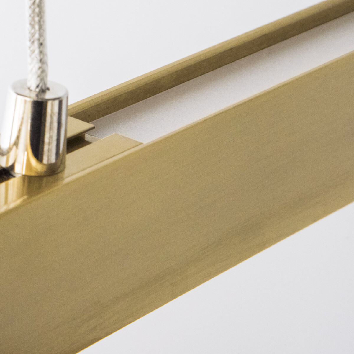 в наличии 748303 Люстра SATURNO LED 36W 2600LM 70G ЗОЛОТО 3000-6000K - купить в интернет-магазине Светильники Торг