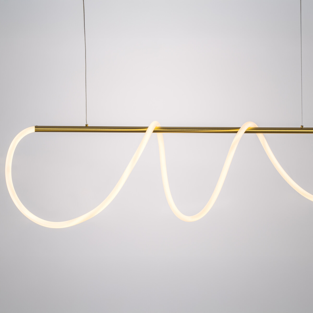 в наличии 637093 Люстра CORINTO 45W LED 3170LM ЗОЛОТО 3000K IP20 - купить в интернет-магазине Светильники Торг