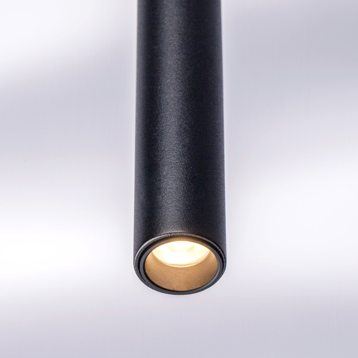 в наличии L5T747337 Люстра TUBO LED 25W 1500LM 25G ЧЕРНЫЙ 3000K (574727+747337 (5шт) - купить в интернет-магазине Светильники Торг