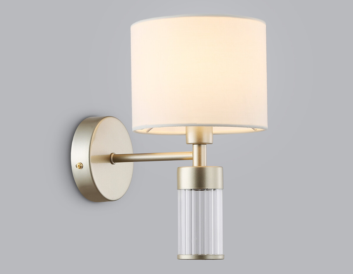 в наличии LH71305 CGD/WH золото/белый E14 max 40W 220*150*260 - купить в интернет-магазине Светильники Торг