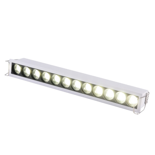 ST762.542.12 Св-к встр. белый LED 1*12W 4000K 1 200Lm Ra 90 24° IP20 L240xW30xH36 170-240V Встраиваемые светильники