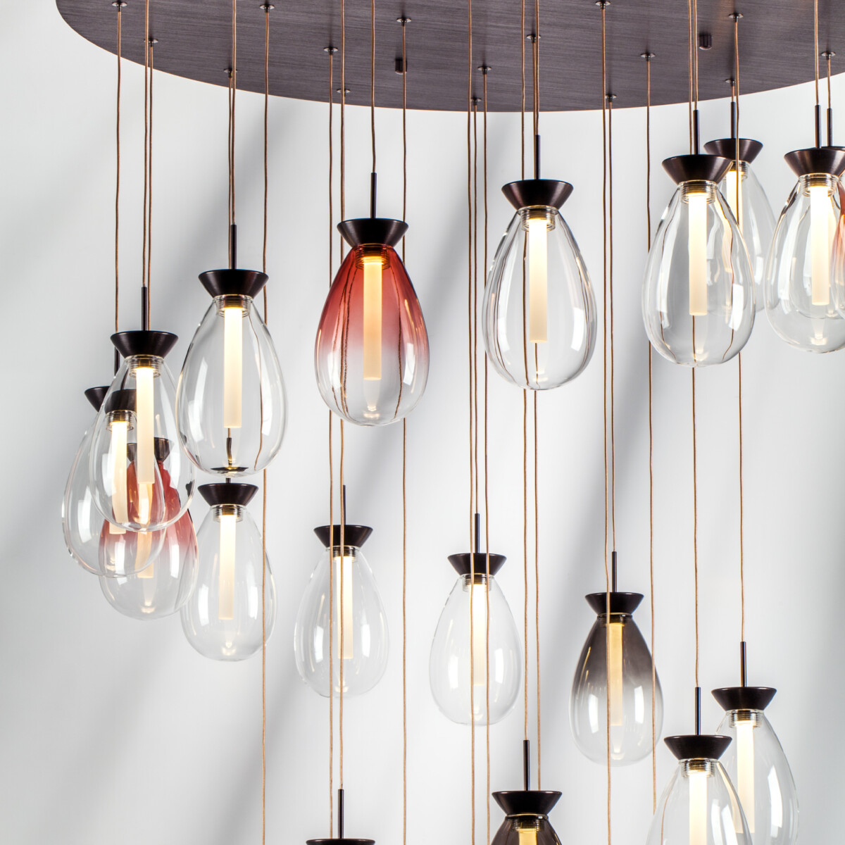 в наличии 805289 Люстра COLORE LED 28х4W 5600LM КОФЕЙНЫЙ/МУЛЬТИКОЛОР 3000K - купить в интернет-магазине Светильники Торг