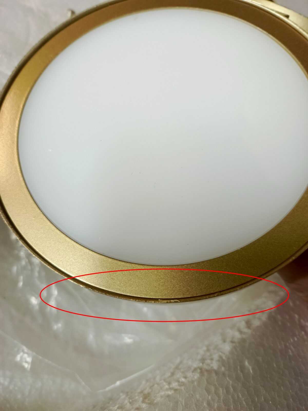 utsenka-SL6508.203.01 Светильник подвесной ST-Luce Матово Золотистый/Белый LED 1*60W 4000K РИО — изображение 4