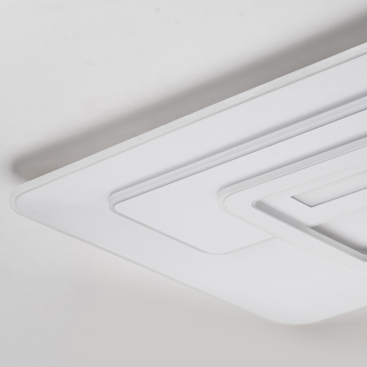 Escada 10294/3 LED*182W White — изображение 6