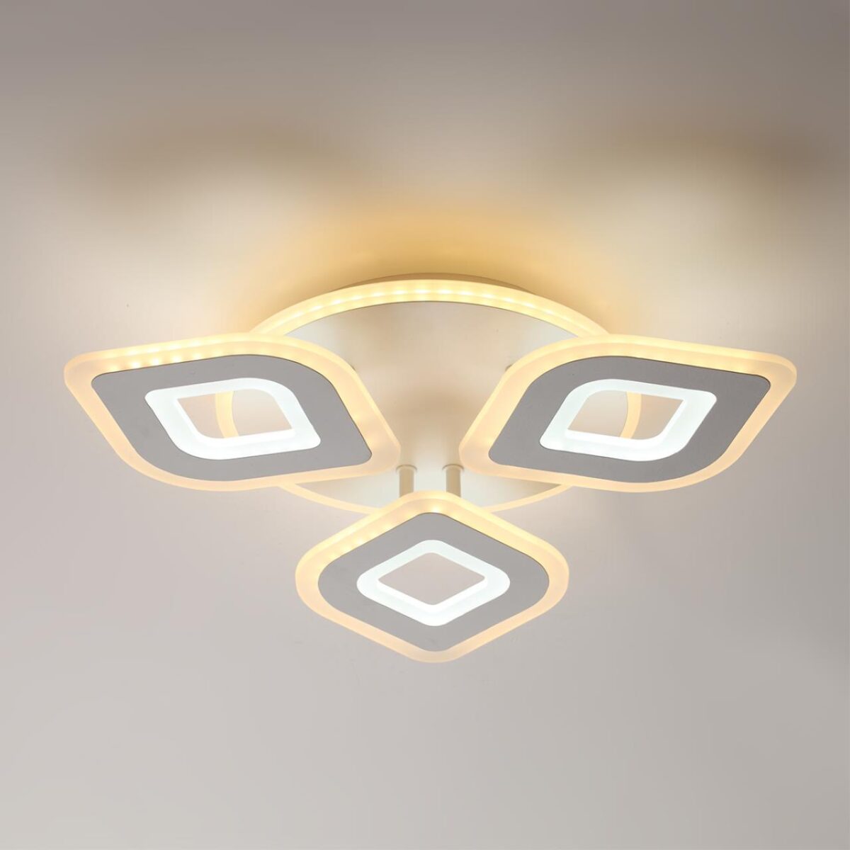 8255/62CL LEDIO LN 000 белый, металл/акрил Светильник потолочный с ПДУ LED 62W+подсветка 220V VIKKI — изображение 2