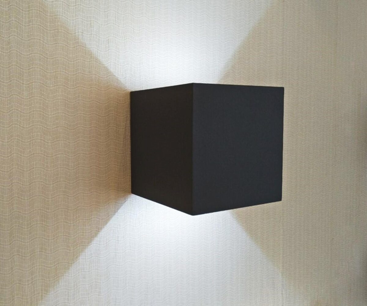 08585,19(4000K) Светильник Куб черный IP65 Led 6W — изображение 1