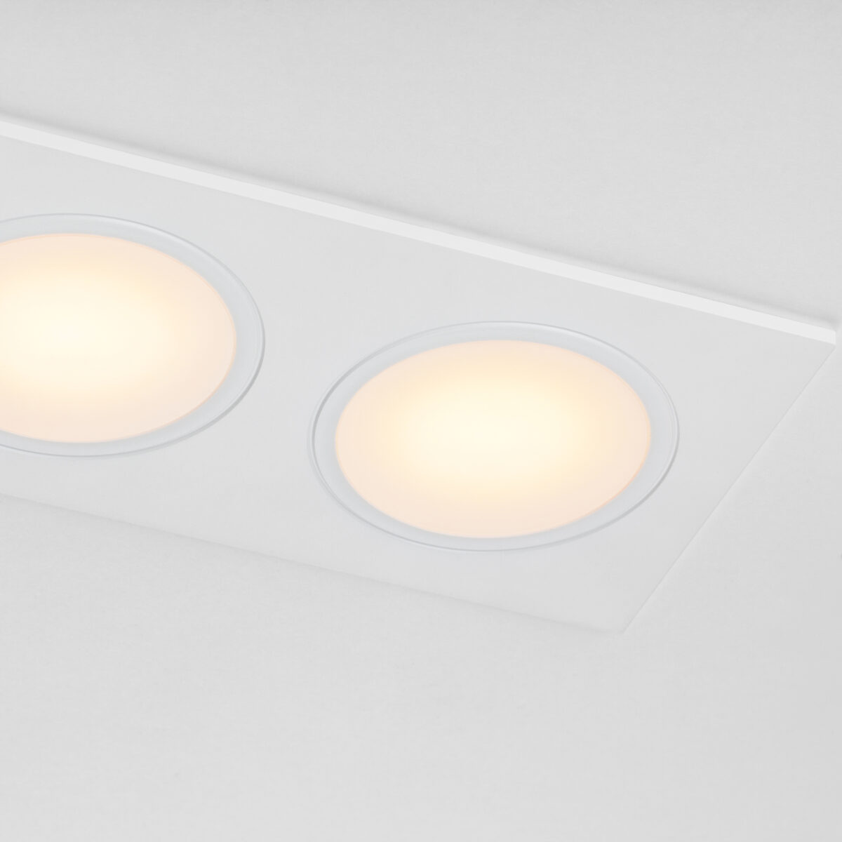 012826 Рамка (светильник) PVC д/LED-модулей 941хх и LED-ламп D50мм PIANO 2x QUAD БЕЛЫЙ IP65 — изображение 4