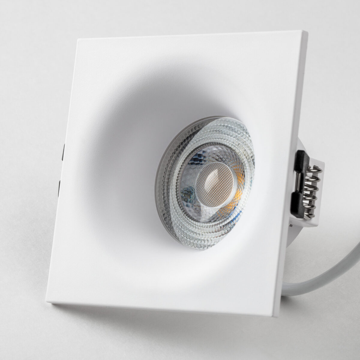 012136 Рамка (светильник) PVC д/LED-модулей 941хх и LED-ламп D50мм LEVIGO QUAD БЕЛЫЙ — изображение 4
