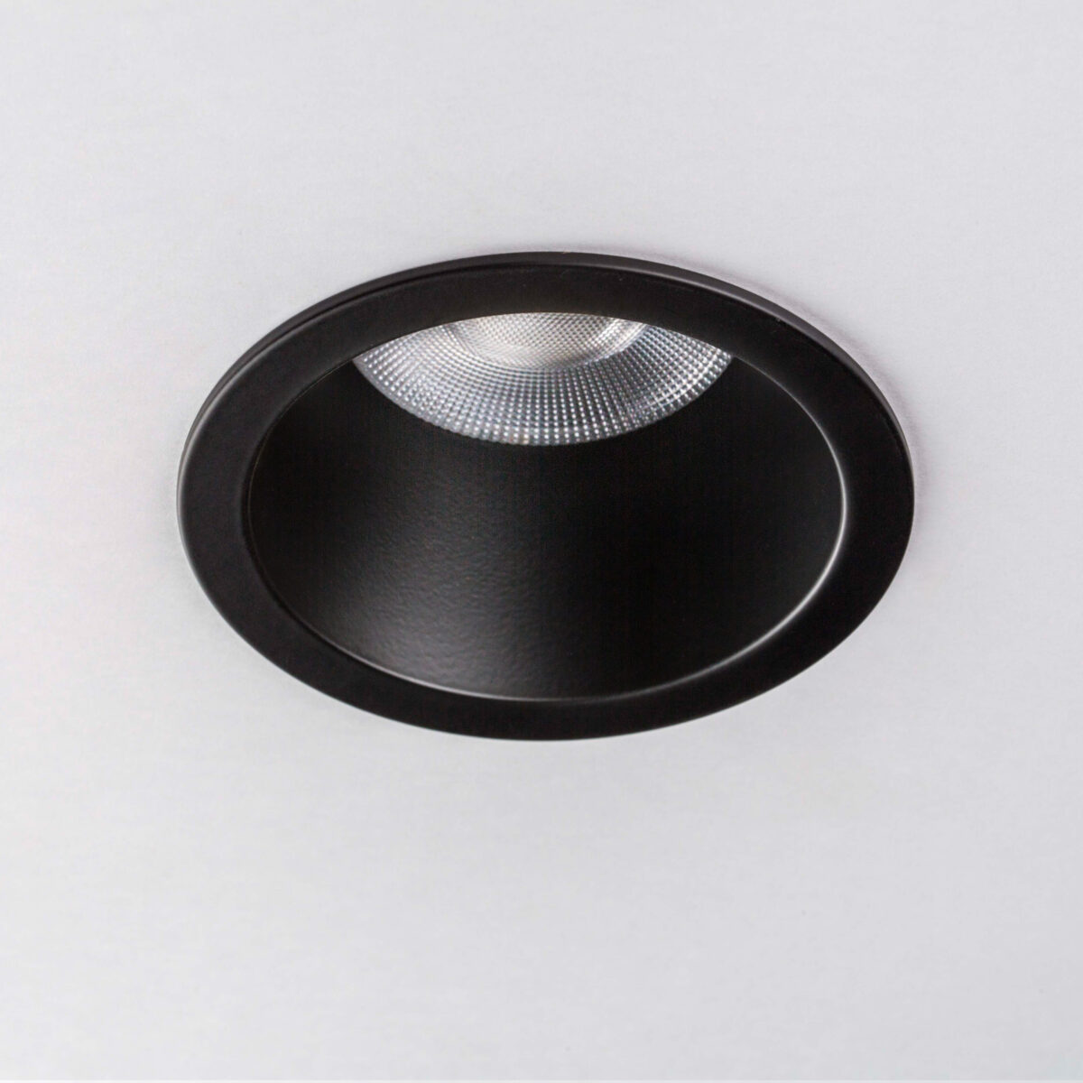 385337 Светильник CICLONE CYL 12W LED 923LM 36G ЧЕРНЫЙ 3000K IP44 — изображение 3