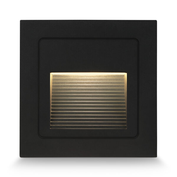 ST8212 BK черный IP65 LED 3000K 3W 84*84*46