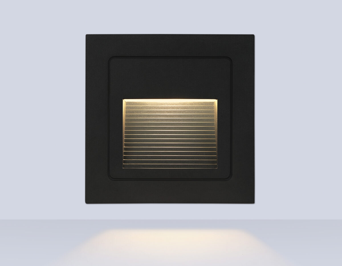 ST8212 BK черный IP65 LED 3000K 3W 84*84*46 — изображение 2
