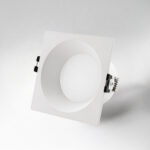 012926 Рамка (светильник) PVC д/LED-модулей 941хх и LED-ламп D50мм PIANO QUAD БЕЛЫЙ IP65 — изображение 2